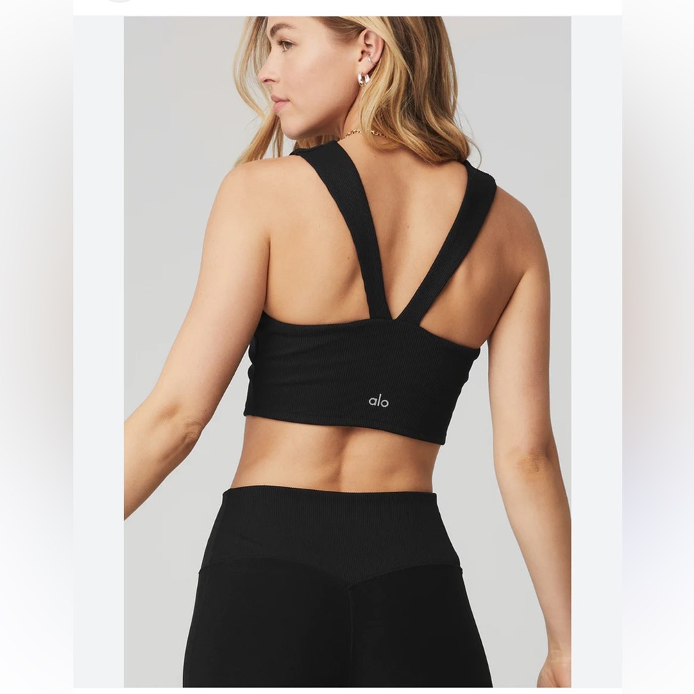 ALO Yoga Black Ribbed V-Back Crop Top